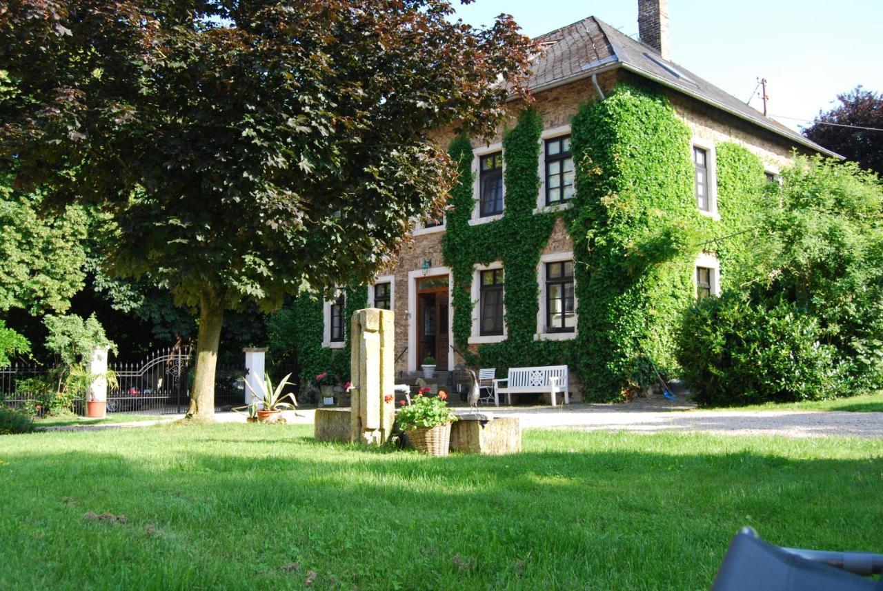 Osterspai Hof Liebeneck B&B 외부 사진